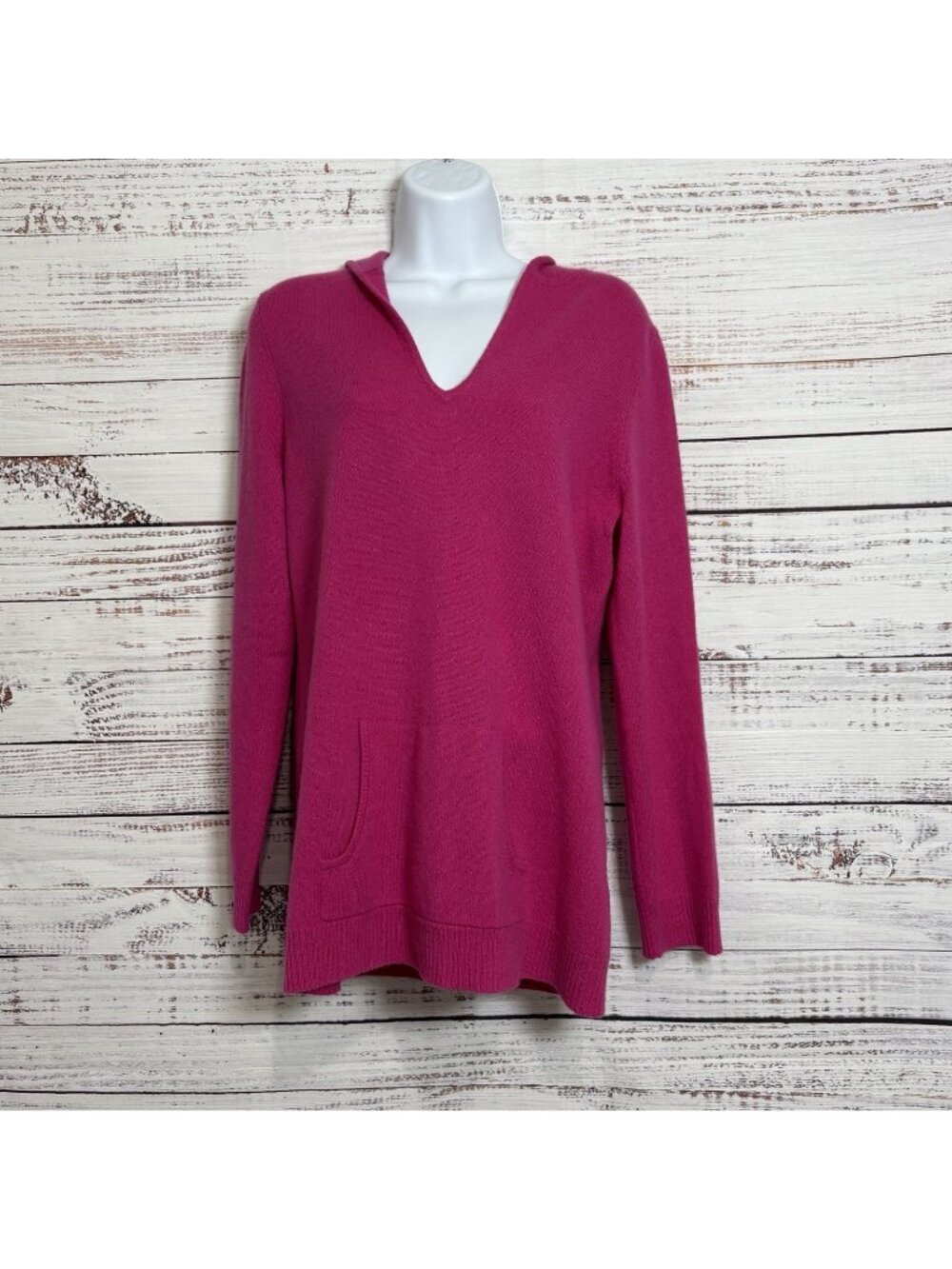Lord & Taylor 100% Cashmere Pink V Neck Pullover Sweater